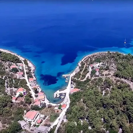 Seaside House Cove Donja Kruscica - Donja Krusica, Solta - 12418 Grohote